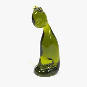 Vintage MCM Pilgrim Hand Blown Glass Avocado Green Sitting Cat Kitten Figurine